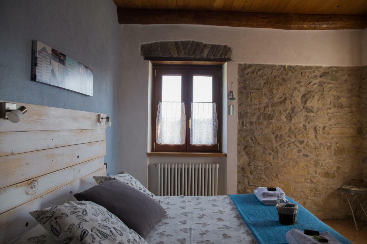 Agriturismo Angio Nel Cere Bracelli Exteriör bild